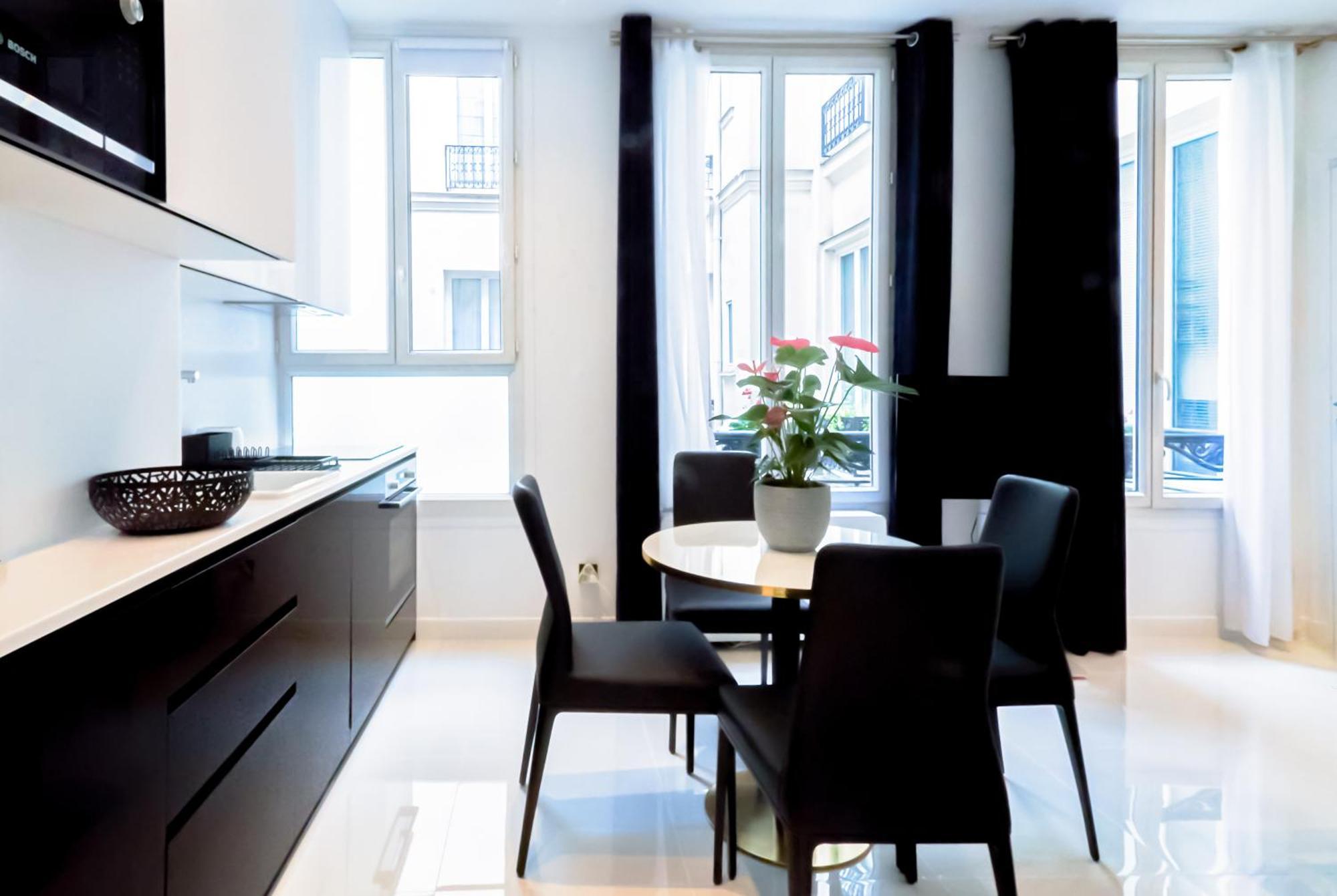 Luxury Apartment Les Champs-Elysees Paris Dış mekan fotoğraf